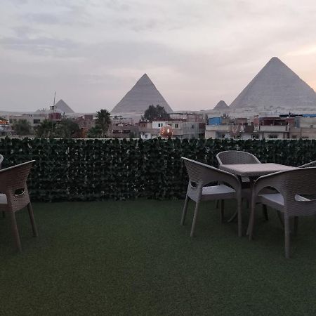 Three Golden Pyramids Bed & Breakfast Cairo Exterior foto